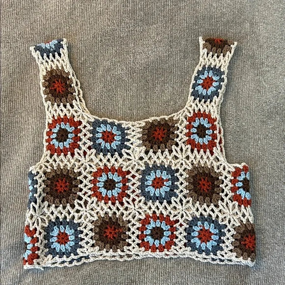Crochet Granny Square Crop Top - Picture 1 of 8